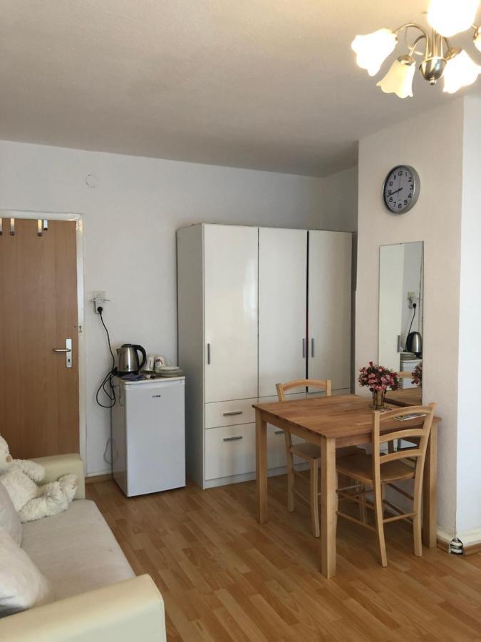 2 Privatzimmer , Dusche /Wc Nahe Koeln Frechen Eksteriør billede